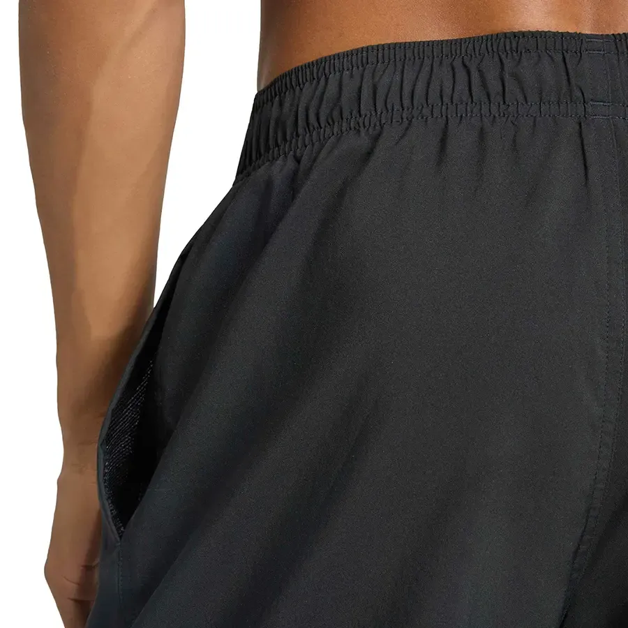 Imagen 4 de 5 de Short adidas Bañador Essentials-NEGRO