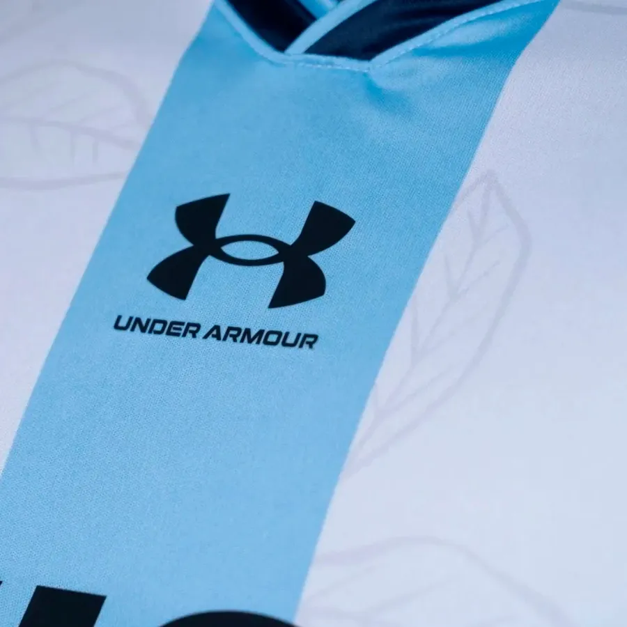 Imagen 2 de 5 de Camiseta Under Armour Titular Cah-CELESTE/BLANCO