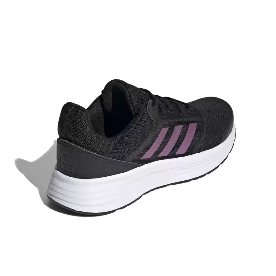 Imagen 1 de 6 de Zapatillas adidas Galaxy 5-NEGRO/ROSA