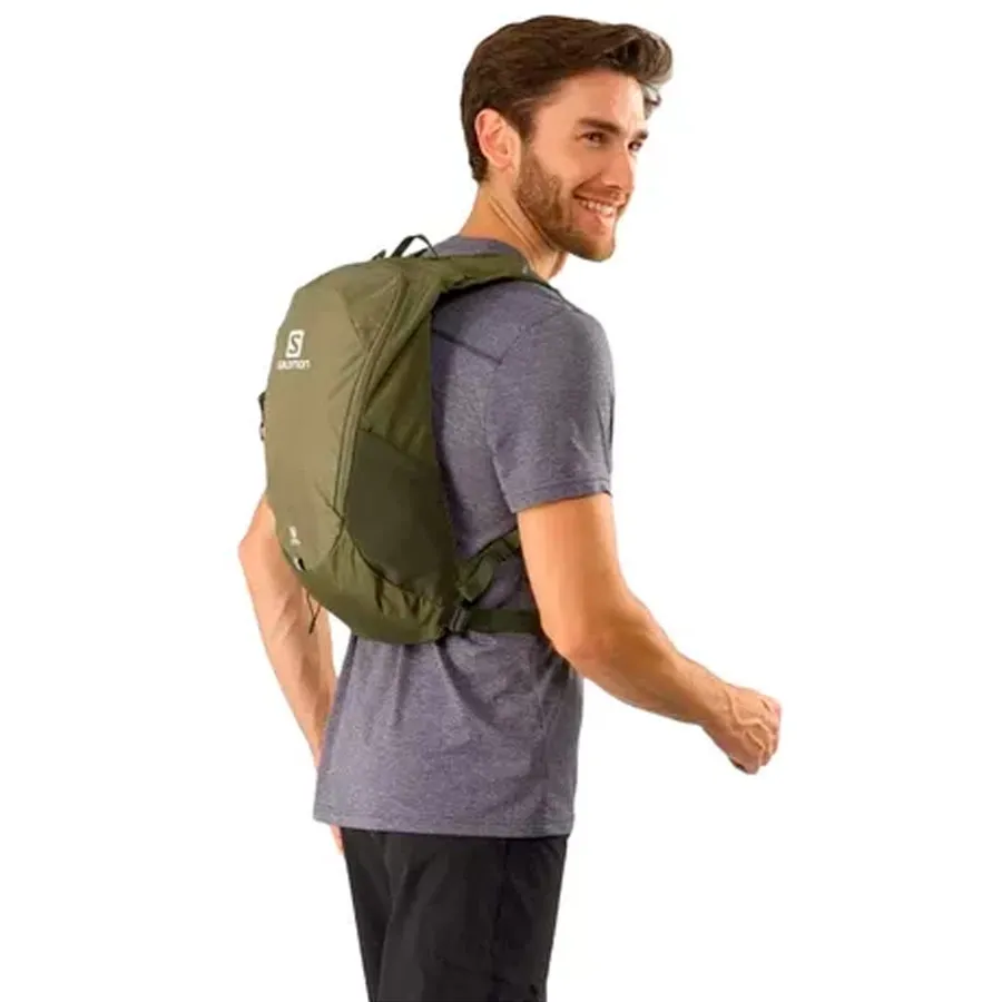 Imagen 4 de 7 de Mochila Salomon Trailblazer 10-OLIVA