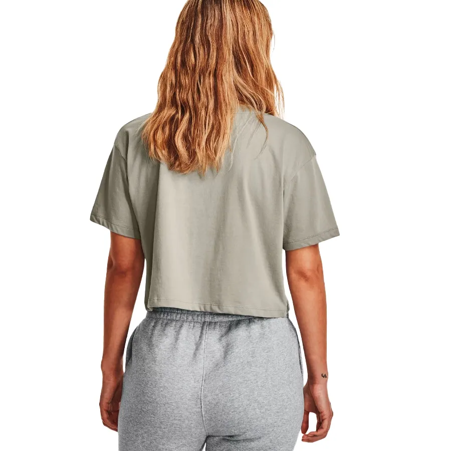 Imagen 5 de 6 de Remera Under Armour Purpose Cause-CEMENTO