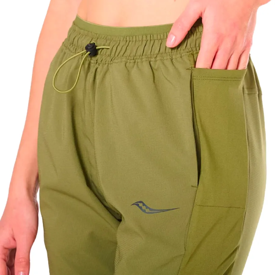Imagen 4 de 6 de Pantalón Saucony Boston Woven-VERDE OLIVA
