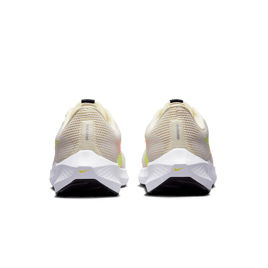 Imagen 5 de 6 de Zapatillas Nike Pegasus 40-BLANCO/AMARILLO FLUOR/NARANJA