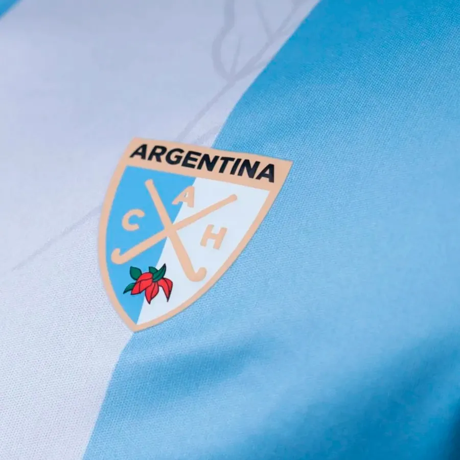 Imagen 3 de 5 de Camiseta Under Armour Titular Cah-CELESTE/BLANCO
