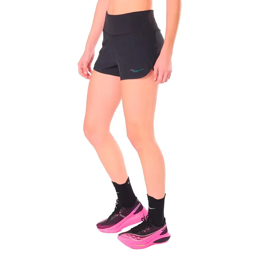 Imagen 1 de 5 de Short Saucony Outpace 2.5" Split-NEGRO