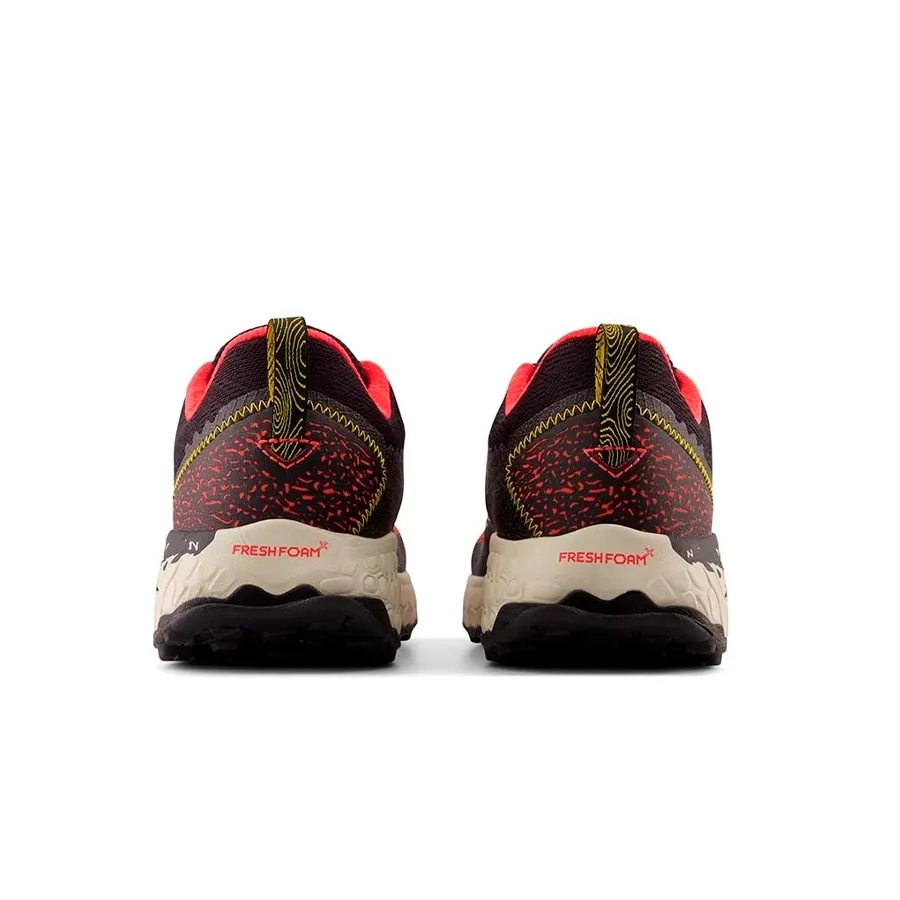 Imagen 3 de 6 de Zapatillas New Balance Fresh Foam X Hierro v7-CORAL/NEGRO/AMARILLO