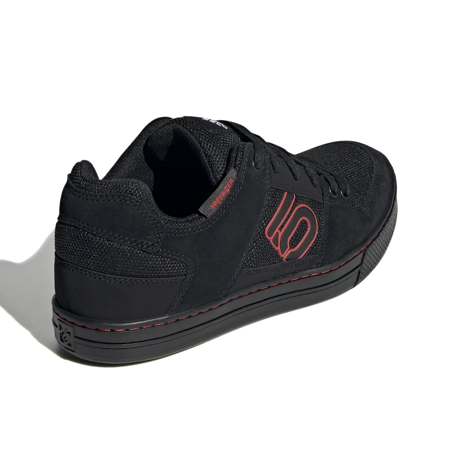 Imagen 1 de 7 de Zapatillas adidas Freerider-NEGRO/ROJO