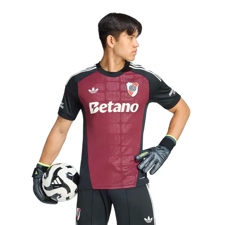 Imagen 0 de 6 de Camiseta adidas originals River Plate Arquero 26/27-NEGRO/BORDO/BLANCO