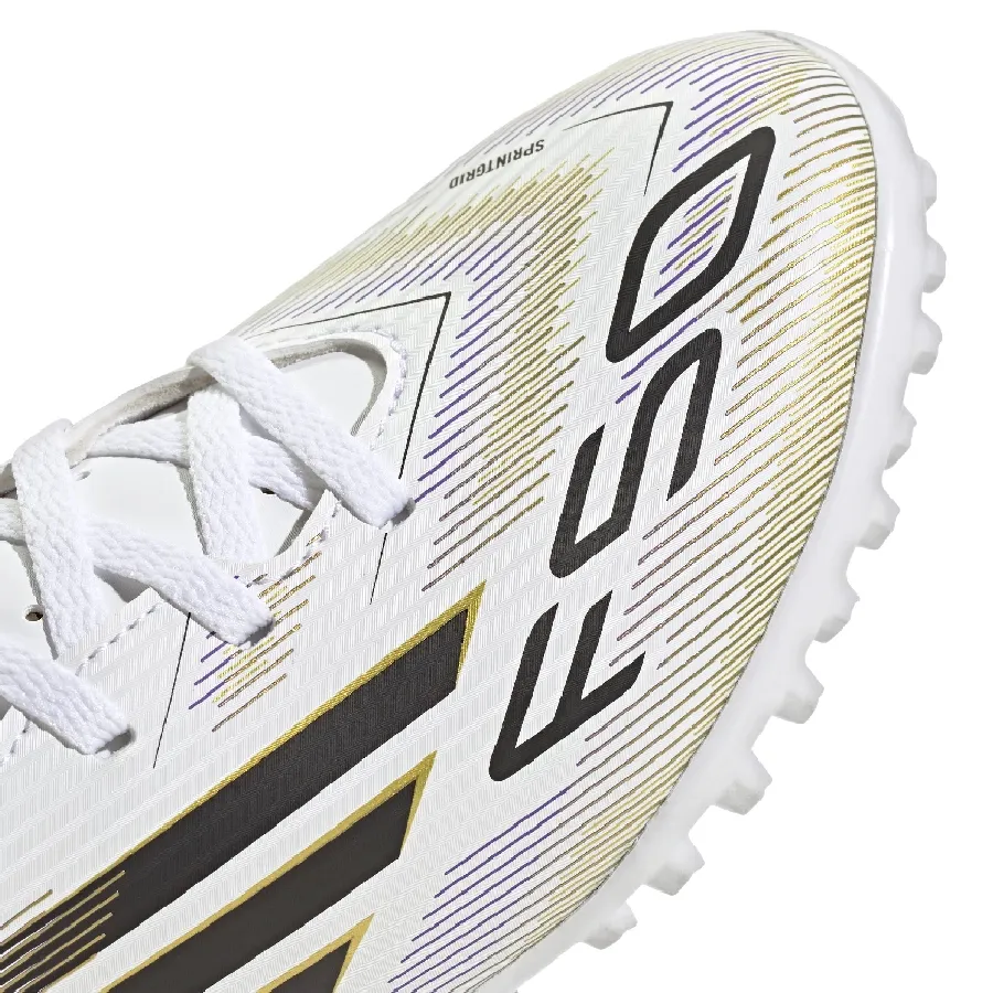 Imagen 5 de 7 de Botines adidas F50 Club Tf-BLANCO/NEGRO/DORADO