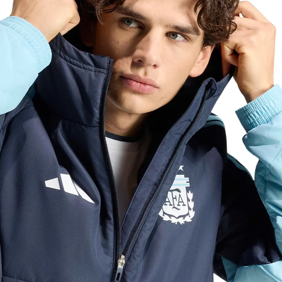 Imagen 4 de 5 de Campera adidas de invierno Afa 26-MARINO/CELESTE
