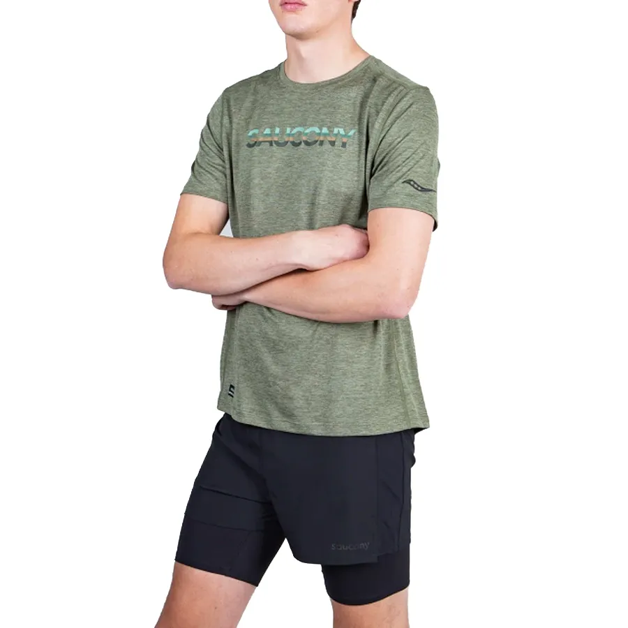 Imagen 3 de 4 de Shorts Saucony Outpace 4" 2 en 1-NEGRO