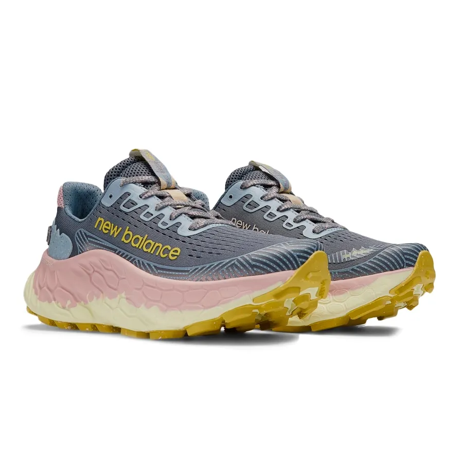 Imagen 3 de 5 de Zapatillas New Balance Fresh Foam X More Trail v3-GRIS/ROSA VIEJO/AMARILLO