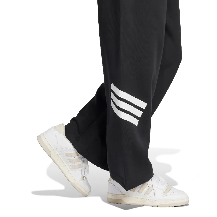 Imagen 4 de 5 de Pantalón adidas Future Icons 3 Tiras-NEGRO