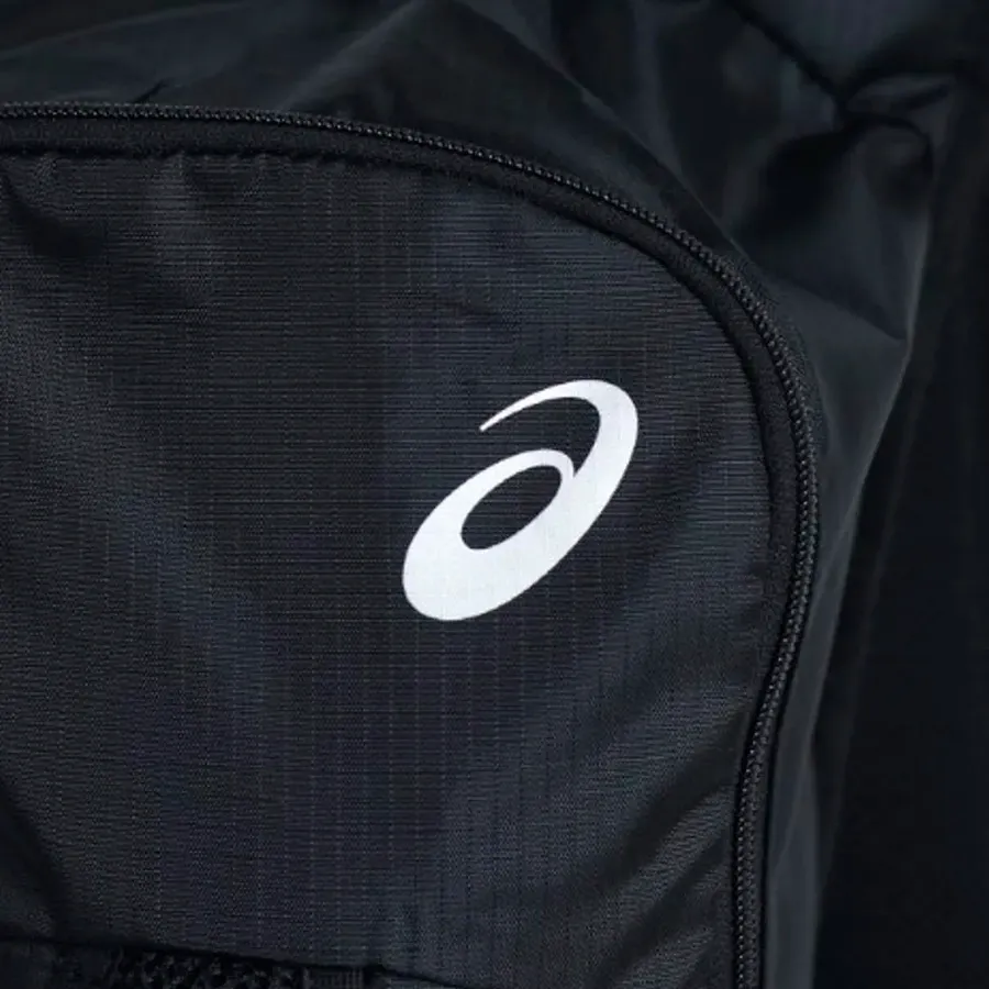 Imagen 2 de 4 de Mochila  Runniing backpack-NEGRO