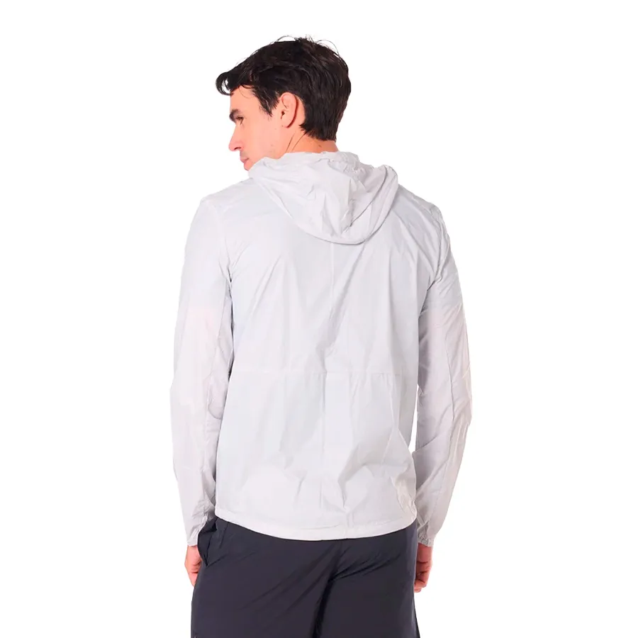 Imagen 1 de 7 de Campera Saucony Rompeviento Peregrine Packaway 2-GRIS