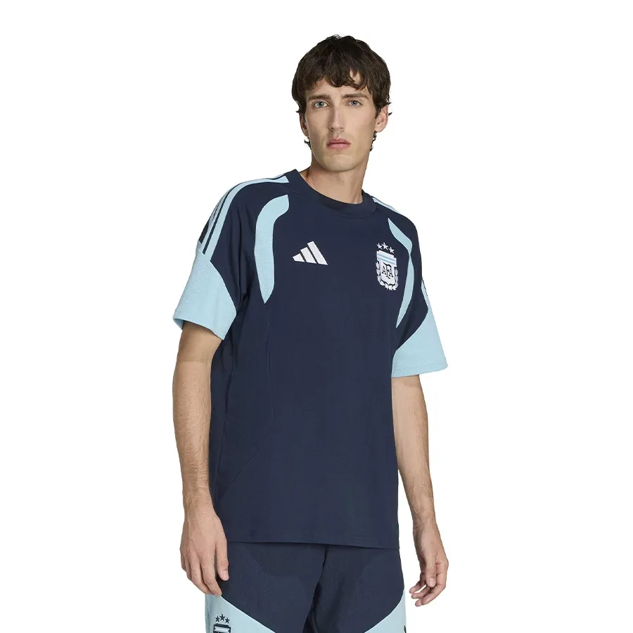 Imagen 0 de 5 de Remera adidas de entrenamiento tiro selección argentina 26-MARINO/BLANCO