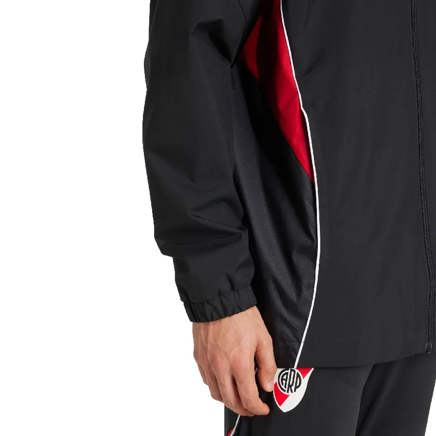 Imagen 4 de 5 de Campera adidas All-Weather de River Plate Tiro 25 Competition-NEGRO/ROJO
