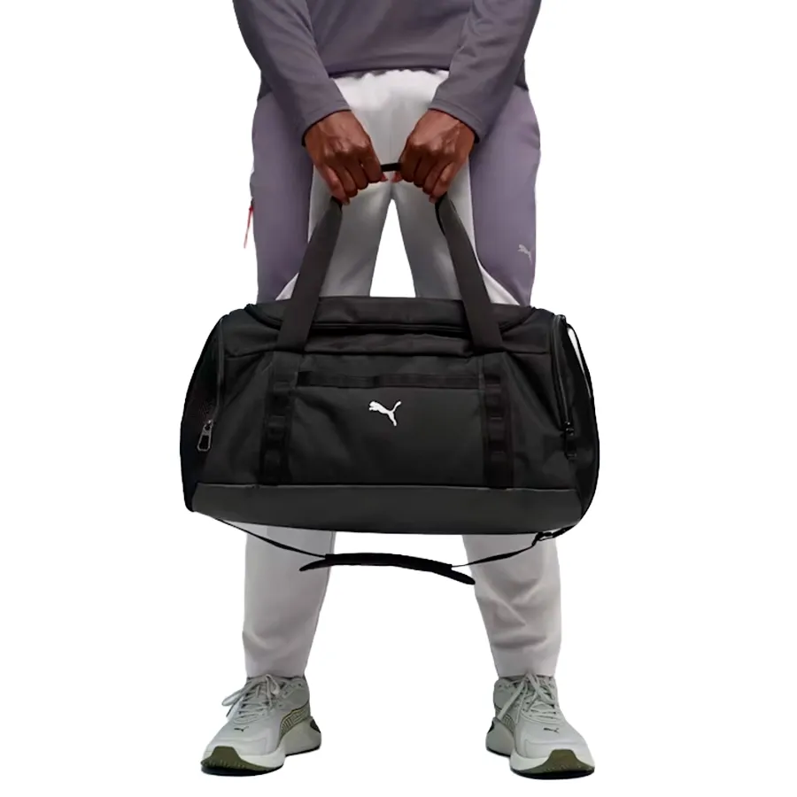 Imagen 3 de 4 de Bolso Puma Train All Day-NEGRO