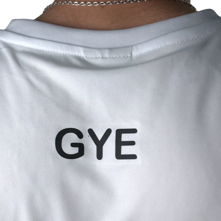 Imagen 4 de 5 de Remera Mitre Striker GYE 25-BLANCO/NEGRO