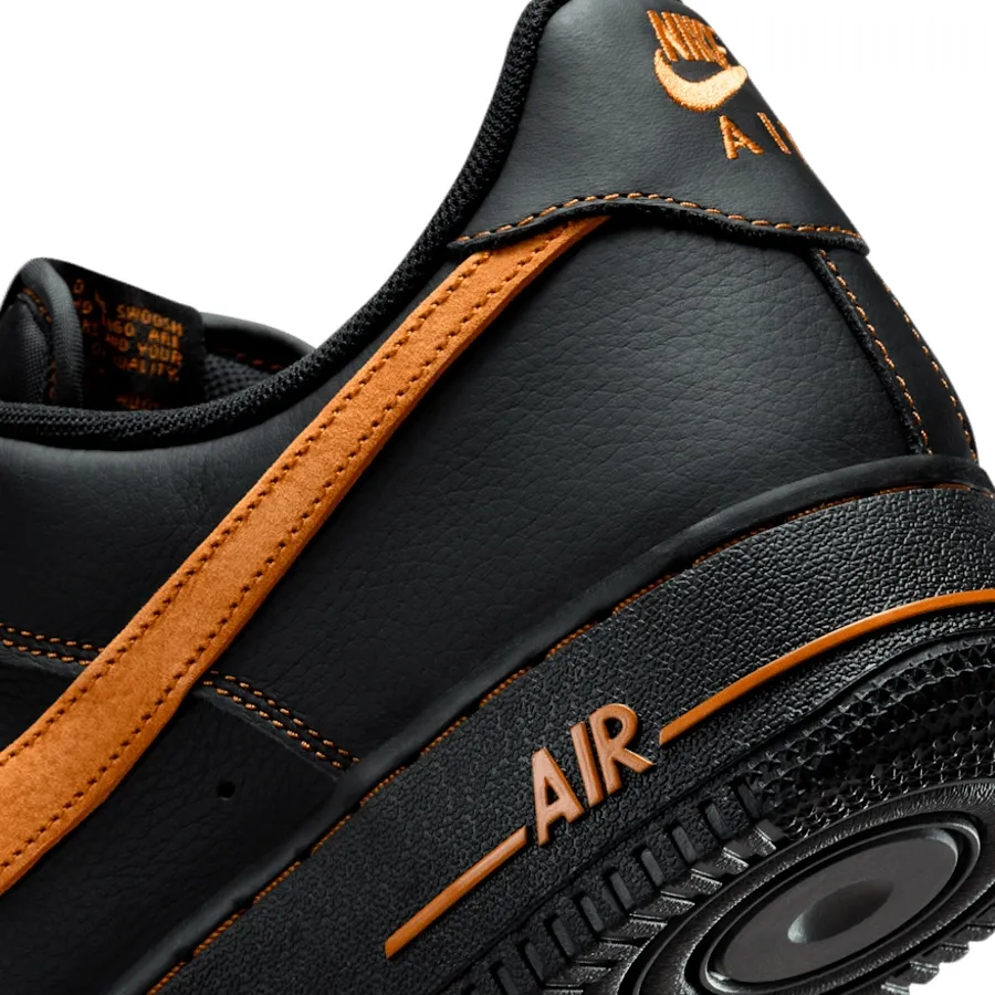 Imagen 7 de 8 de Zapatillas Nike Air Force 1 '07 LV8-NEGRO/CAMEL