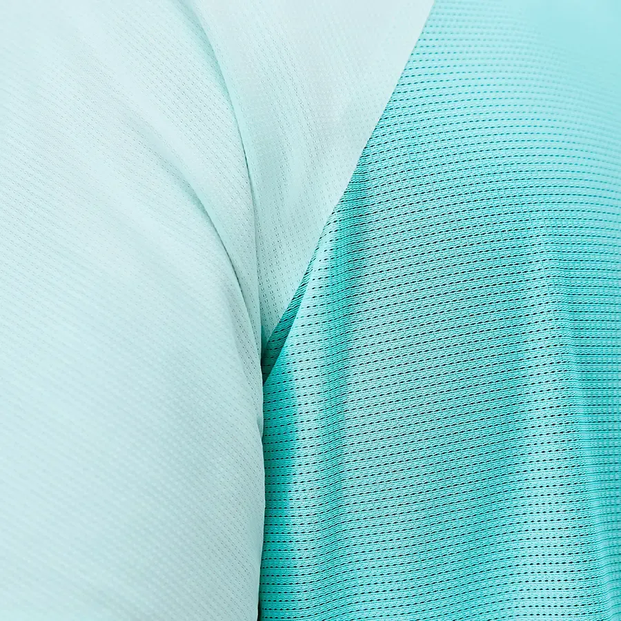 Imagen 4 de 5 de Remera On Performance-T-AQUA/AERO