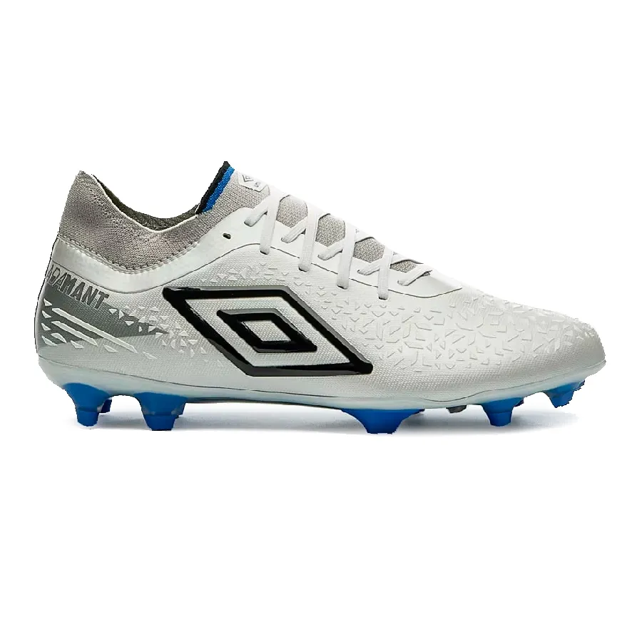 Imagen 0 de 4 de Botines Umbro Botin Campo Adamant Pro-PLATA/BLANCO/NEGRO