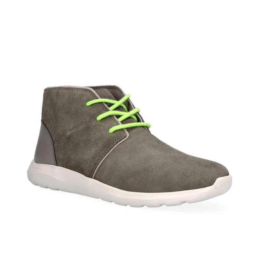 Imagen 1 de 5 de Kinsale Chukka-GRIS