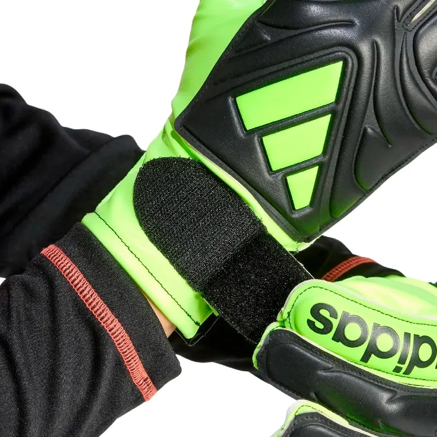 Imagen 3 de 5 de Guantes adidas De Arquero Copa Club-NEGRO/AMARILLO FLUOR