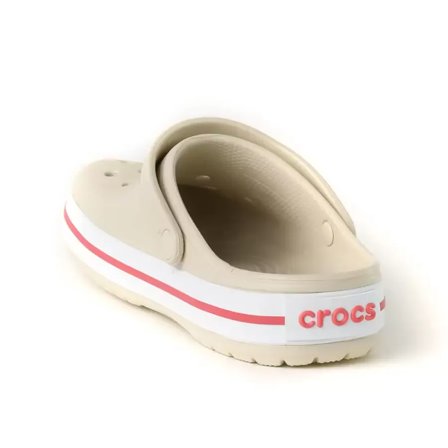 Imagen 3 de 5 de Ojotas Crocs Crocband-NATURAL