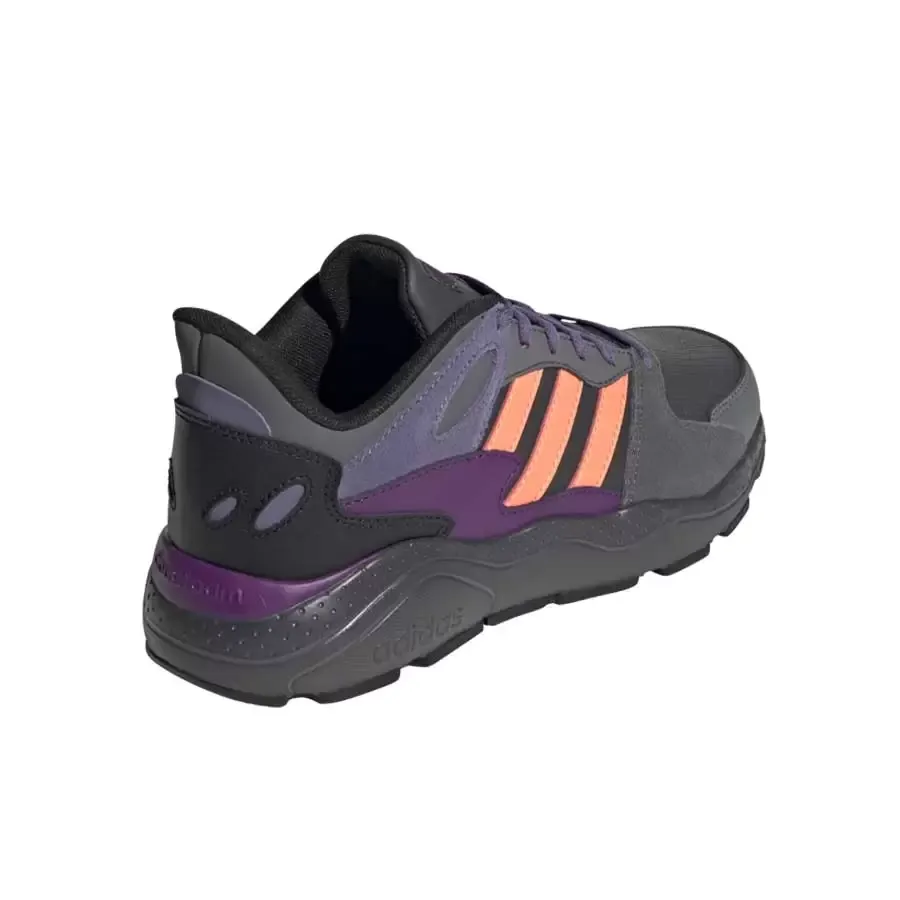 Imagen 2 de 6 de Zapatillas adidas Crazyzhaos-GRAFITO/VIOLETA/NARANJA