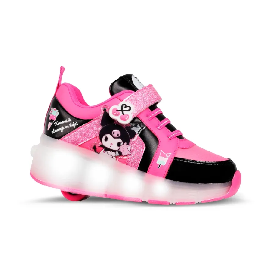 Imagen 0 de 3 de Zapatillas Footy Roller Kuromi con Ruedas+Luz Led-FUCSIA/NEGRO