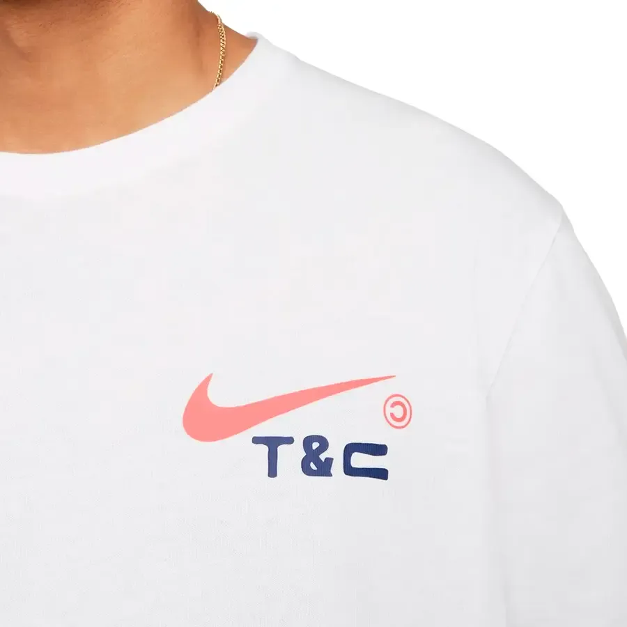 Imagen 3 de 8 de Remera Nike Nocta Souvenir Cactus-BLANCO