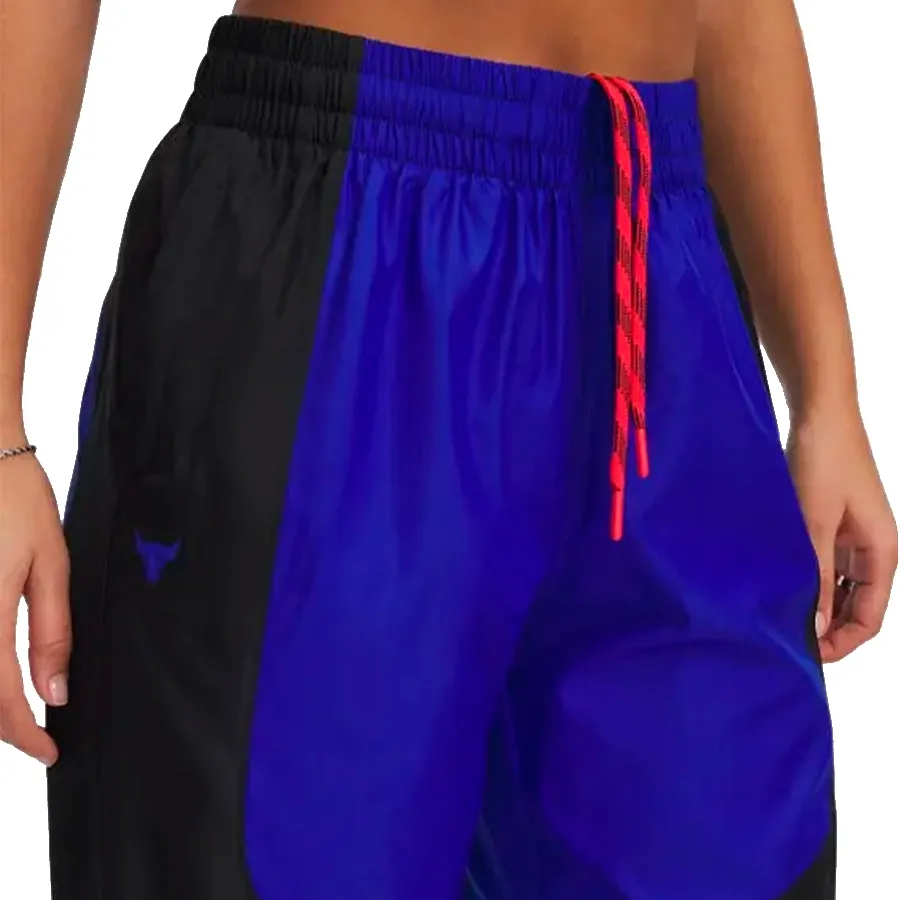 Imagen 2 de 3 de Pantalón Under Armour Project Rock Woven Bottom-AZUL/NEGRO