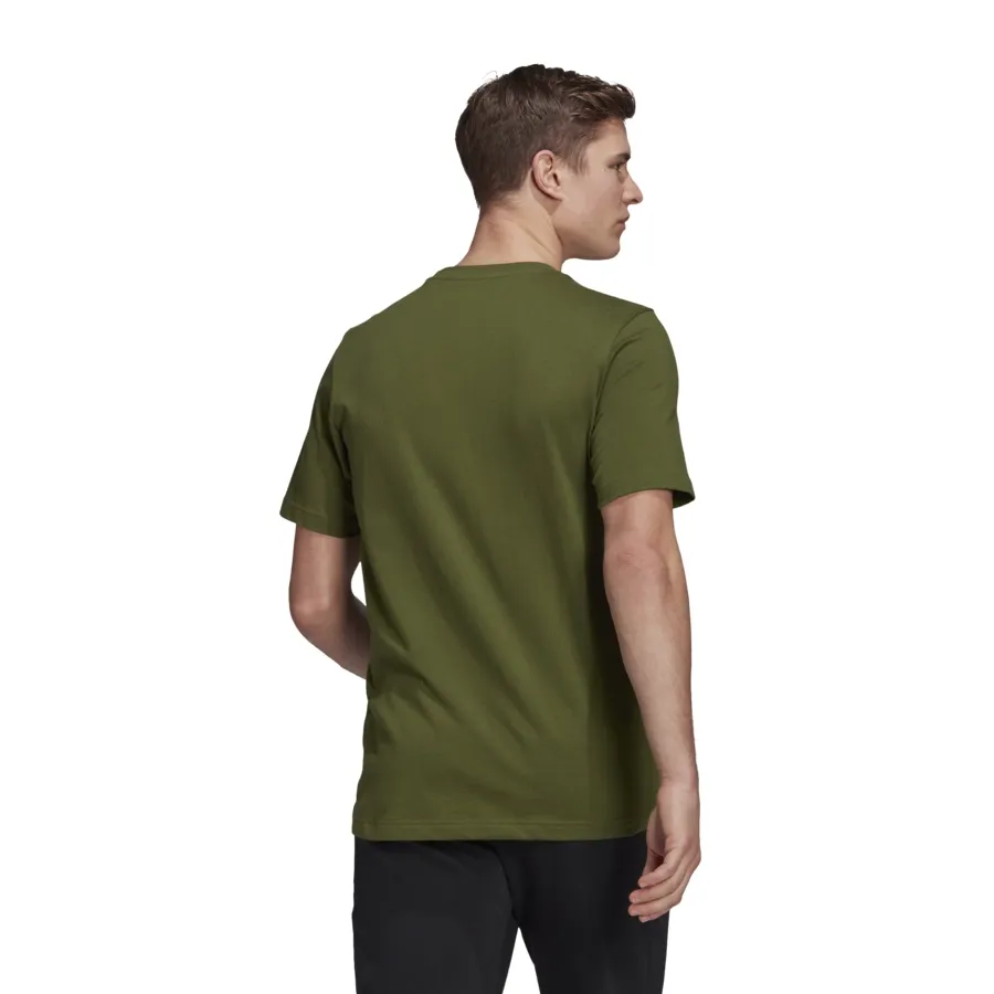 Imagen 1 de 5 de Remera adidas Badge of Sport Tarot-VERDE