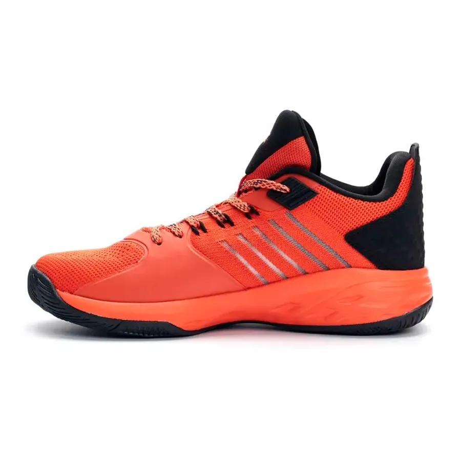 Imagen 1 de 4 de Zapatillas Atomik Kevin V23-NEGRO/NARANJA