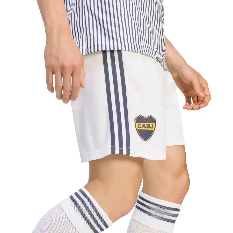 Imagen 4 de 5 de Short adidas originals Alternativos Boca Juniors 26/27-BLANCO
