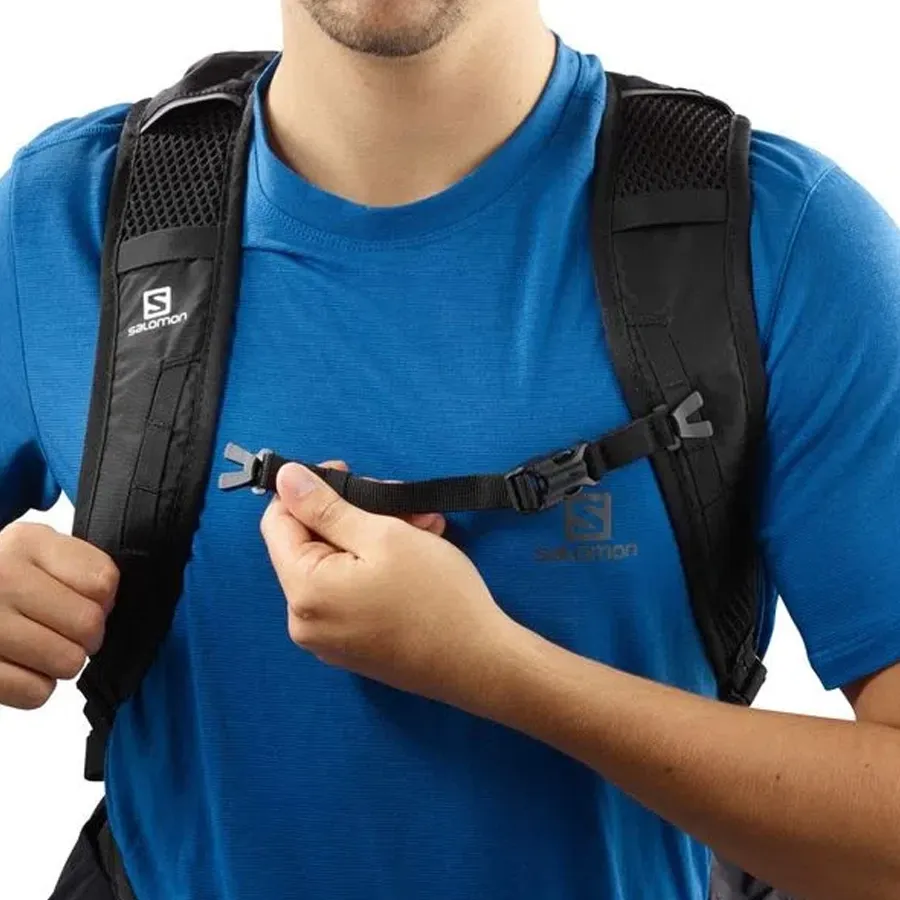 Imagen 2 de 5 de Mochila Salomon Trailblazer 10-NEGRO