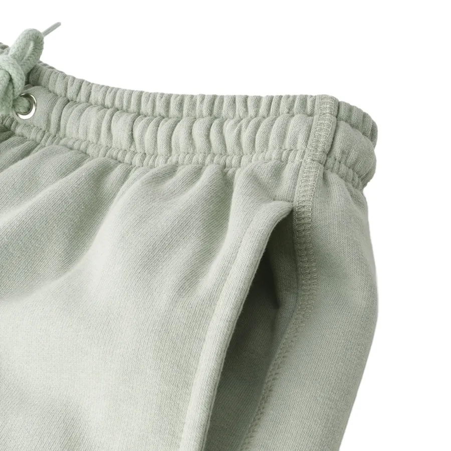 Imagen 2 de 4 de Short Nike Club Flow-VERDE MUSGO