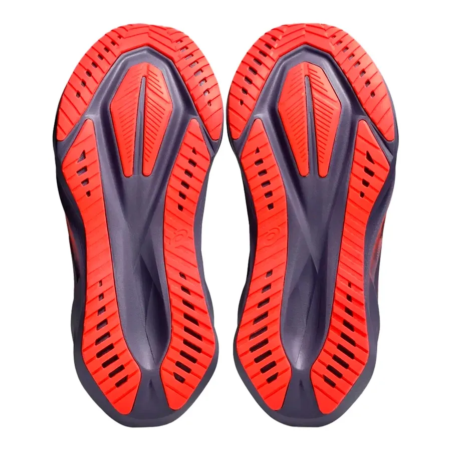 Imagen 4 de 6 de Zapatillas Asics Novablast 5-PURPURA/CORAL
