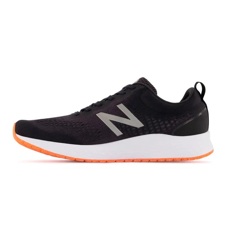 Imagen 1 de 5 de Zapatillas New Balance Fresh Foam Arishi v3-NEGRO/NARANJA