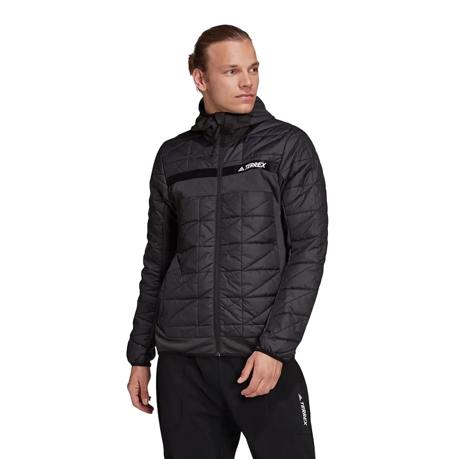 Imagen 1 de 7 de Campera adidas Terrex Multi Hybrid-NEGRO