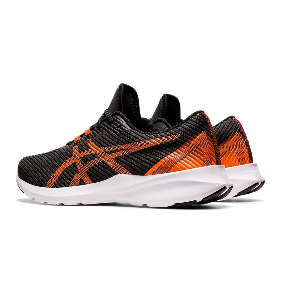 Imagen 3 de 7 de Zapatillas Asics Versablast-NEGRO/NARANJA