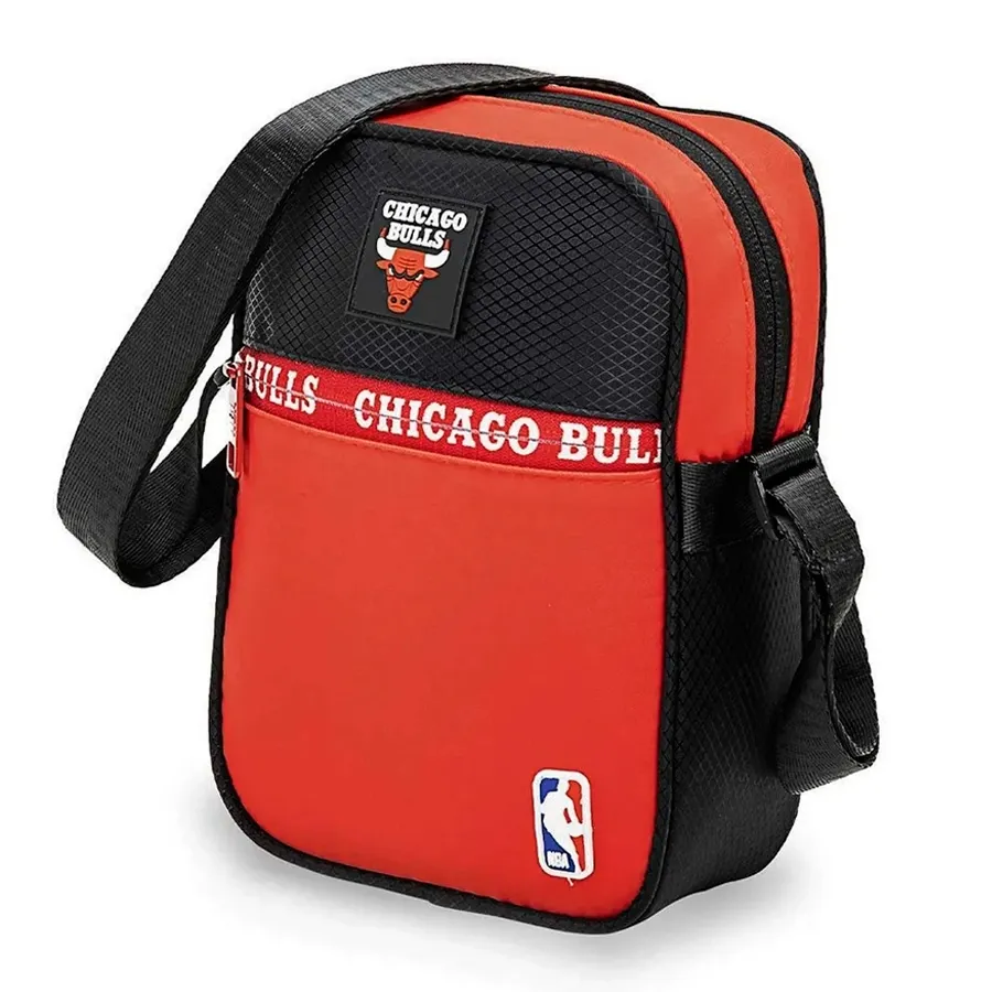 Imagen 0 de 2 de Bandolera Nba Bulls-NEGRO/ROJO