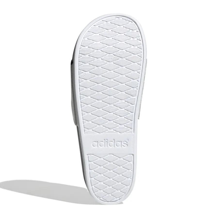 Imagen 3 de 6 de Sandalias adidas Adilette Comfort-GRIS/BLANCO/NEGRO