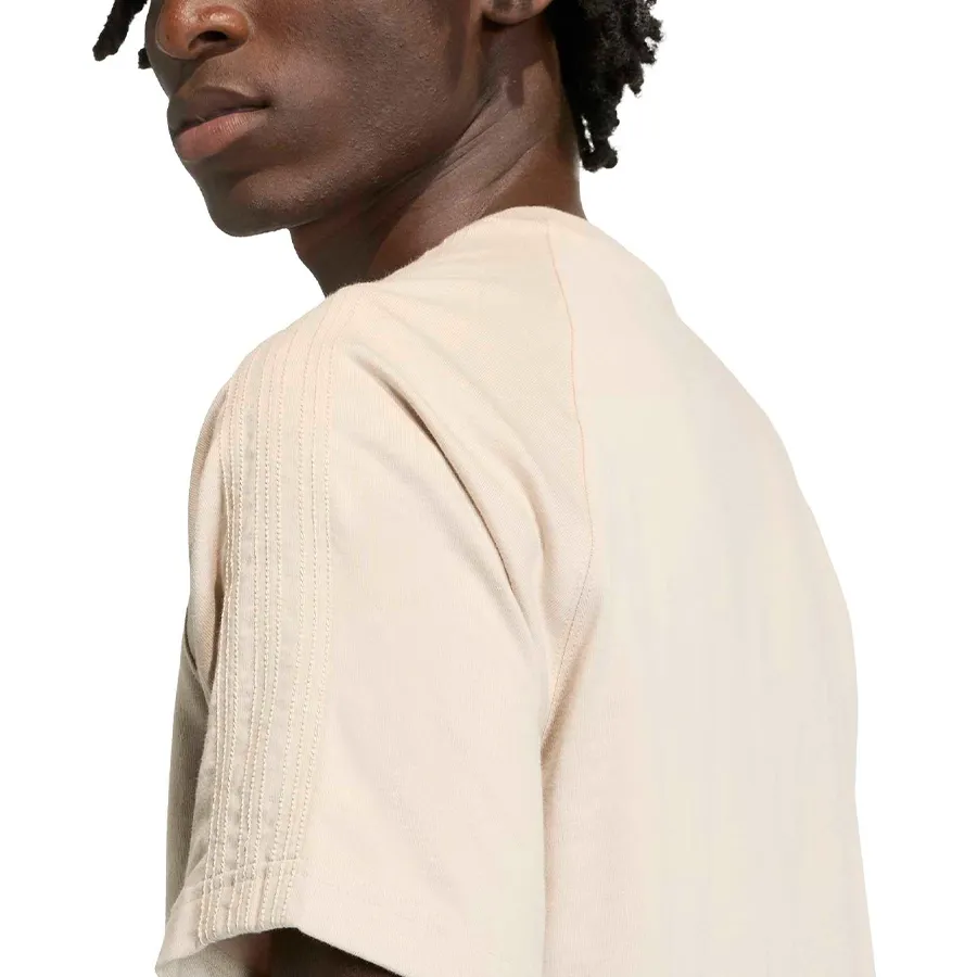 Imagen 3 de 4 de Remera adidas originals Premium Essentials-CRUDO