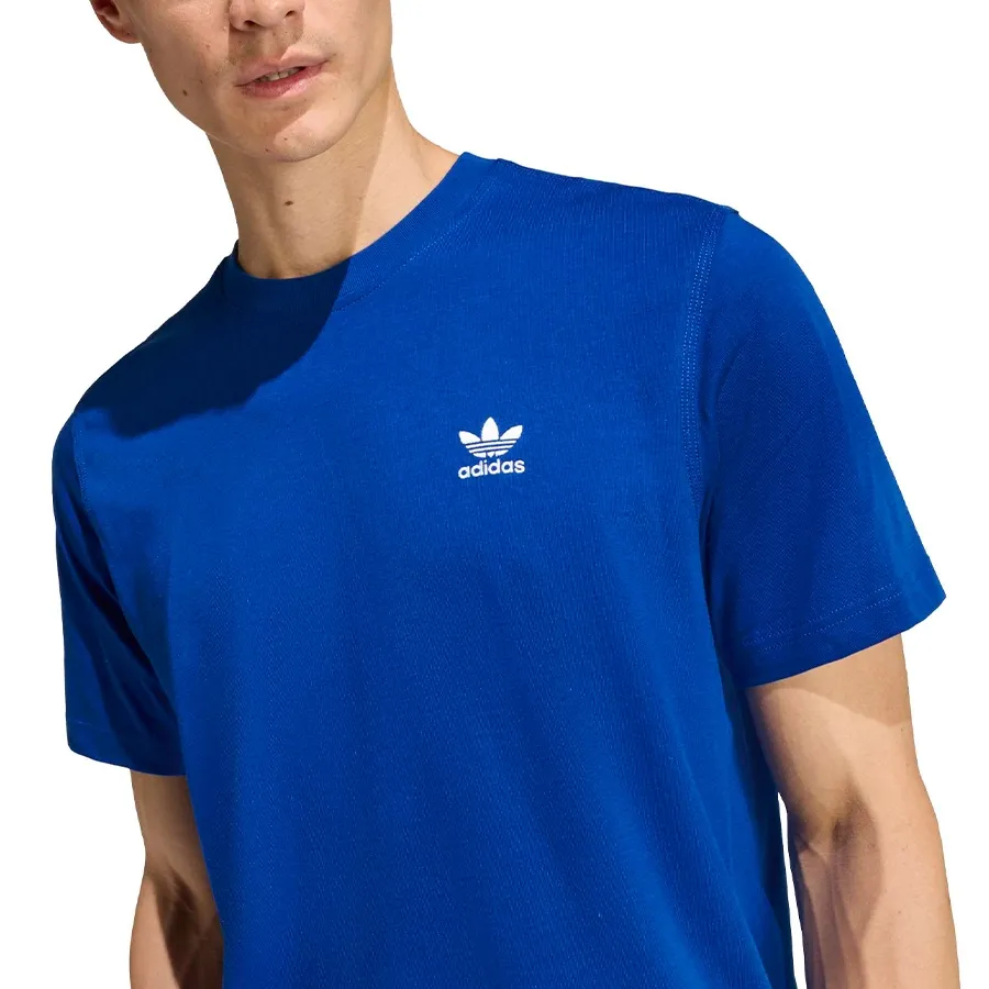 Imagen 3 de 5 de Remera adidas originals Trifolio Essentials-AZUL FRANCIA