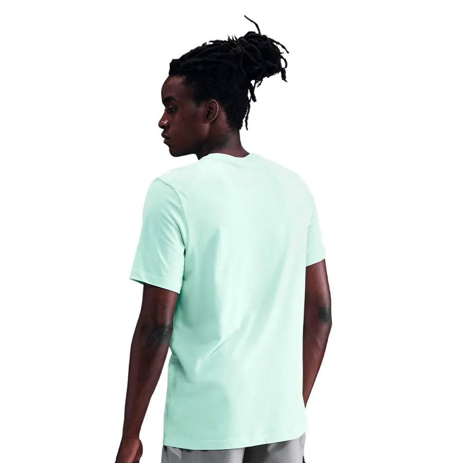 Imagen 1 de 3 de Remera Nike Dri-Fit-VERDE AGUA