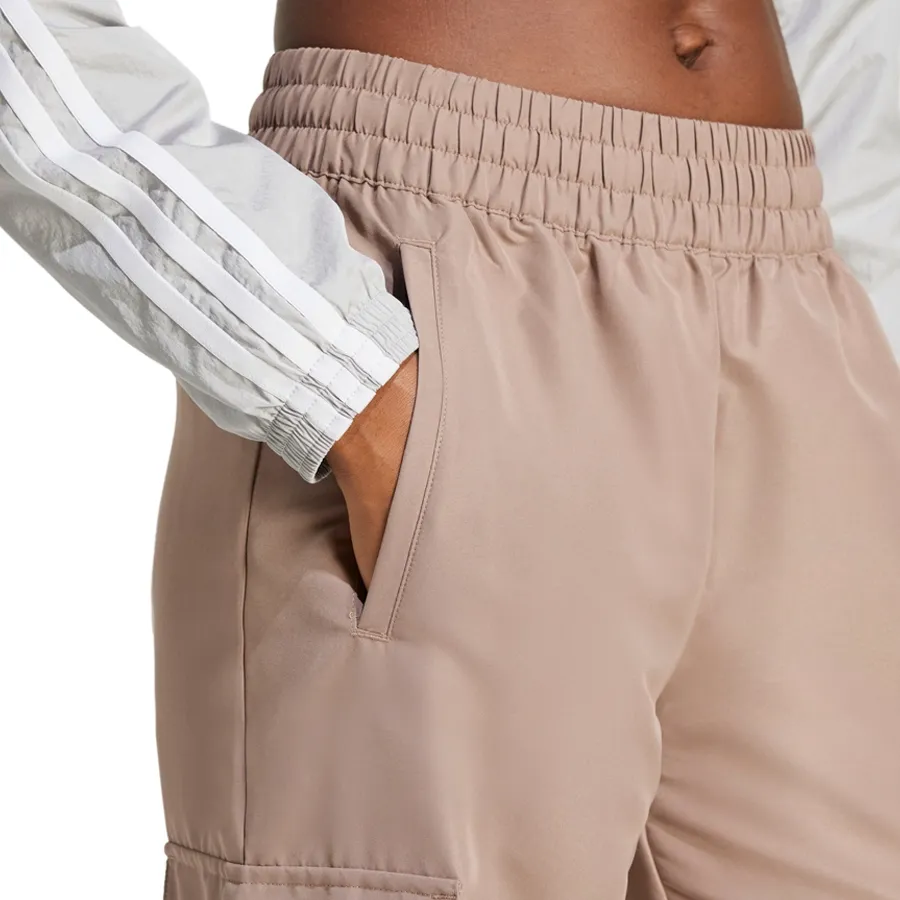 Imagen 5 de 6 de Pantalón adidas originals Cargo Essentials-MARRON