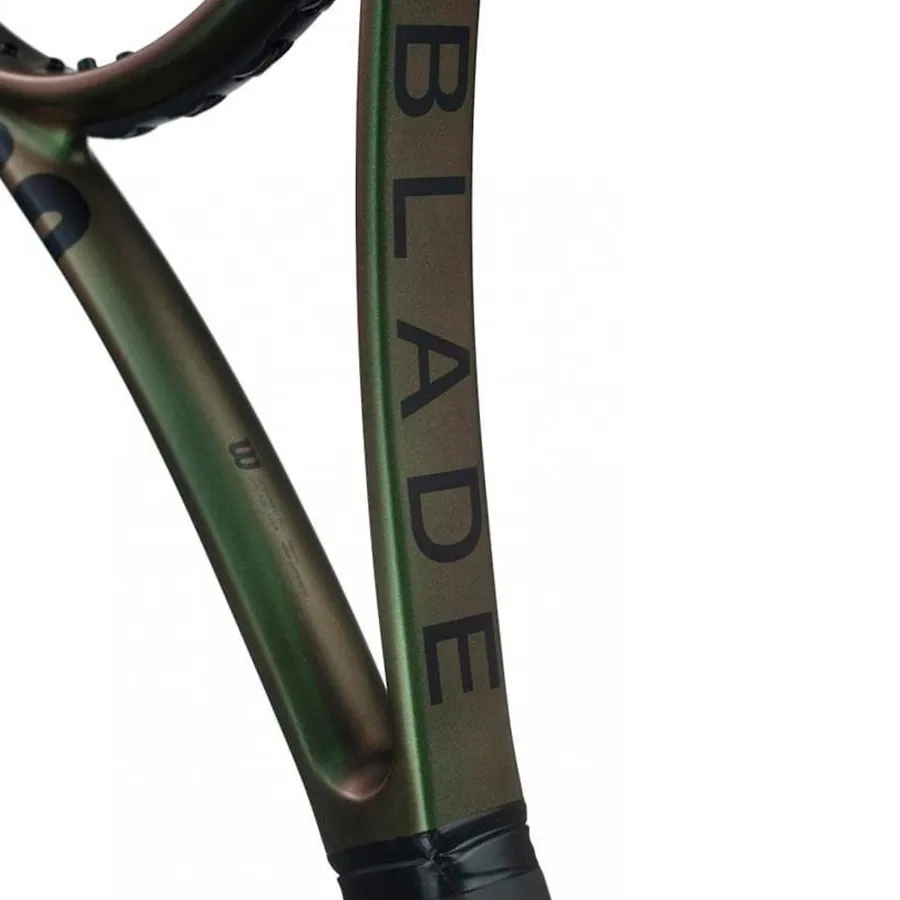 Imagen 4 de 5 de Raqueta Wilson Blade 100L V8-VERDE OLIVA/NEGRO