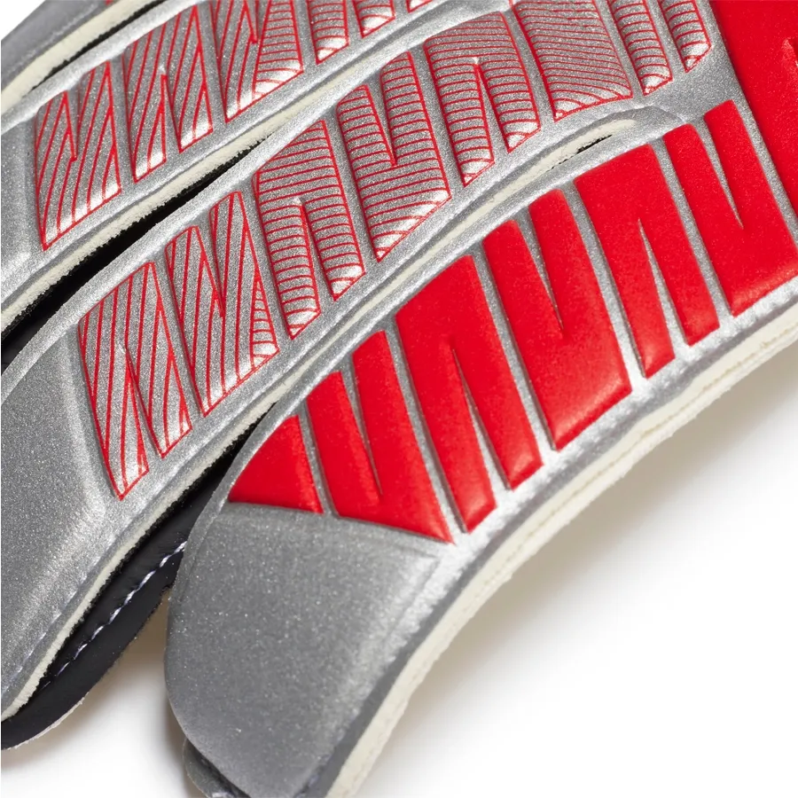 Imagen 3 de 4 de Guantes adidas de Entrenamiento Predator-PLATA/ROJO